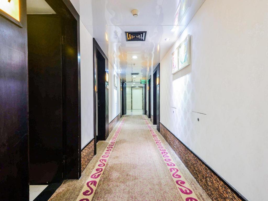 New World Hotel Guangzhou Exterior photo