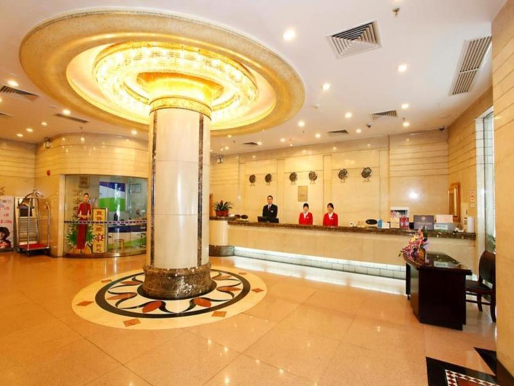 New World Hotel Guangzhou Exterior photo