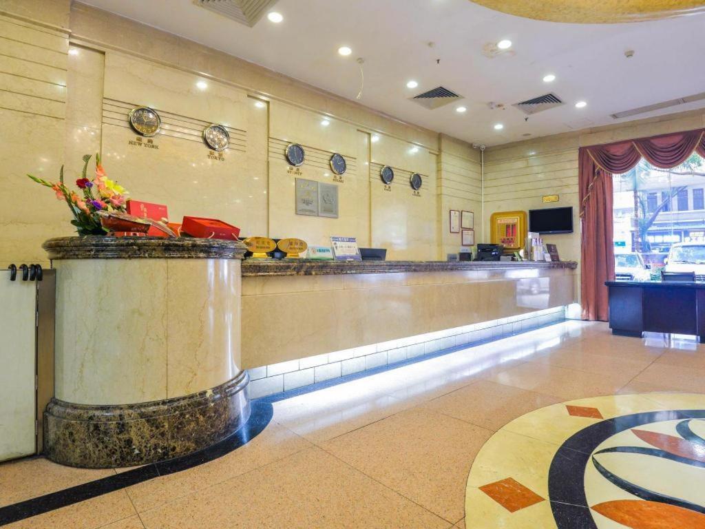 New World Hotel Guangzhou Exterior photo