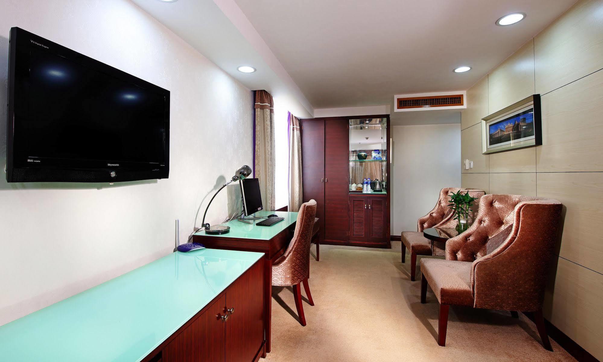 New World Hotel Guangzhou Exterior photo